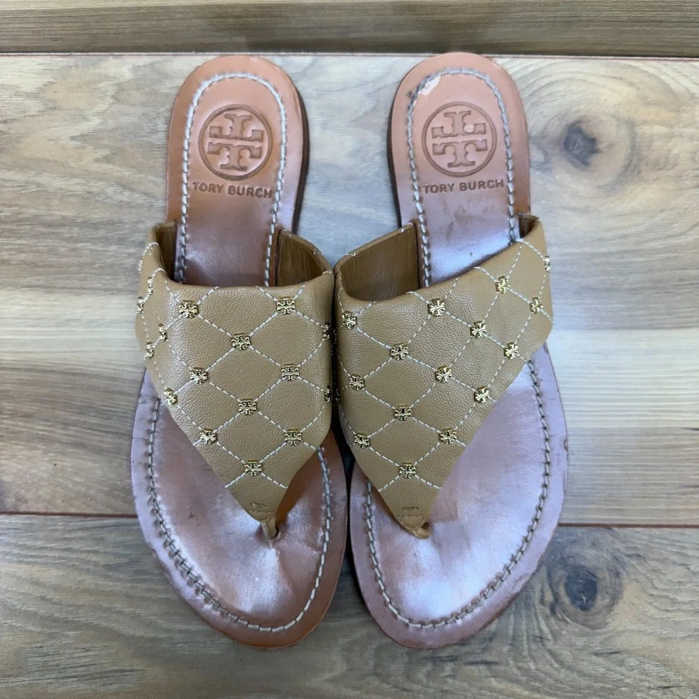 Tory Burch Quilted Mini Studded Sandals 7 M Camel Leather Vacation Travel Preppy
